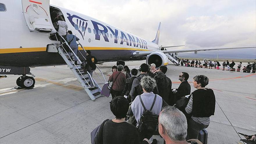 Ryanair lanza billetes de Castellón a Londres y Poznán por 15 euros