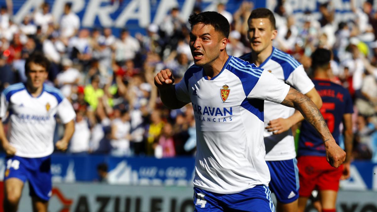 Lluís López celebra su gol al Albacete.