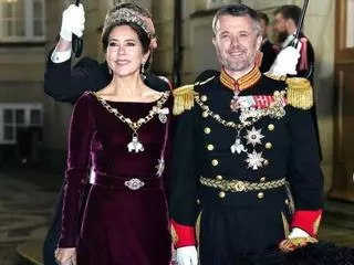 Federico y Mary de Dinamarca reaparecen radiantes tras la sorprendente abdicación de la Reina Margarita