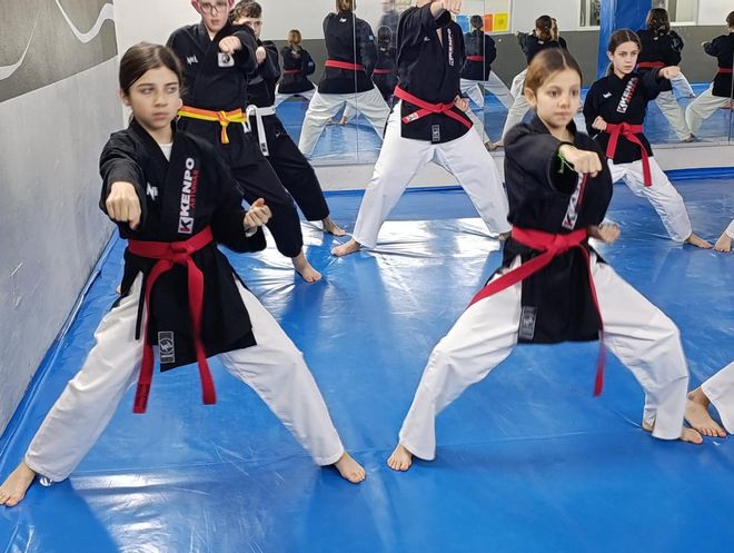 Así es la Selección Asturiana Infantil de Kenpo que entrena en Lugones