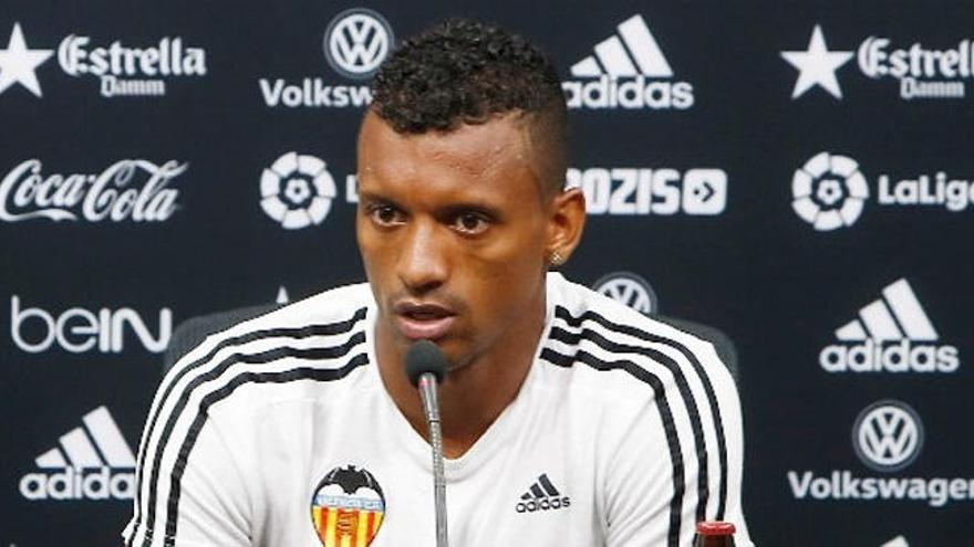 Nani se despide de la afición del Valencia CF