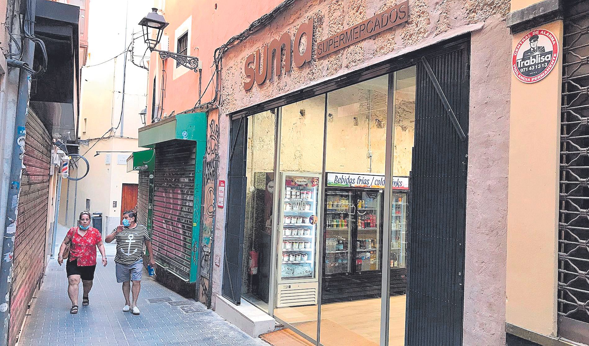 Los supermercados de barrio ganan espacio en el centro de Palma