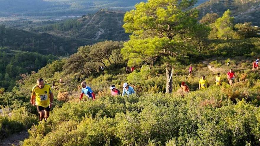 El Consell recula y cambia la norma que suspende carreras de montaña