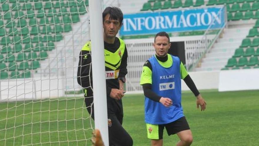 Pacheta e Iván Sánchez, durante el entrenamiento de esta mañana