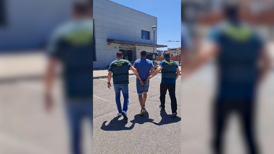 Dos detenidos por suplantar la identidad de un alcalde ourensano