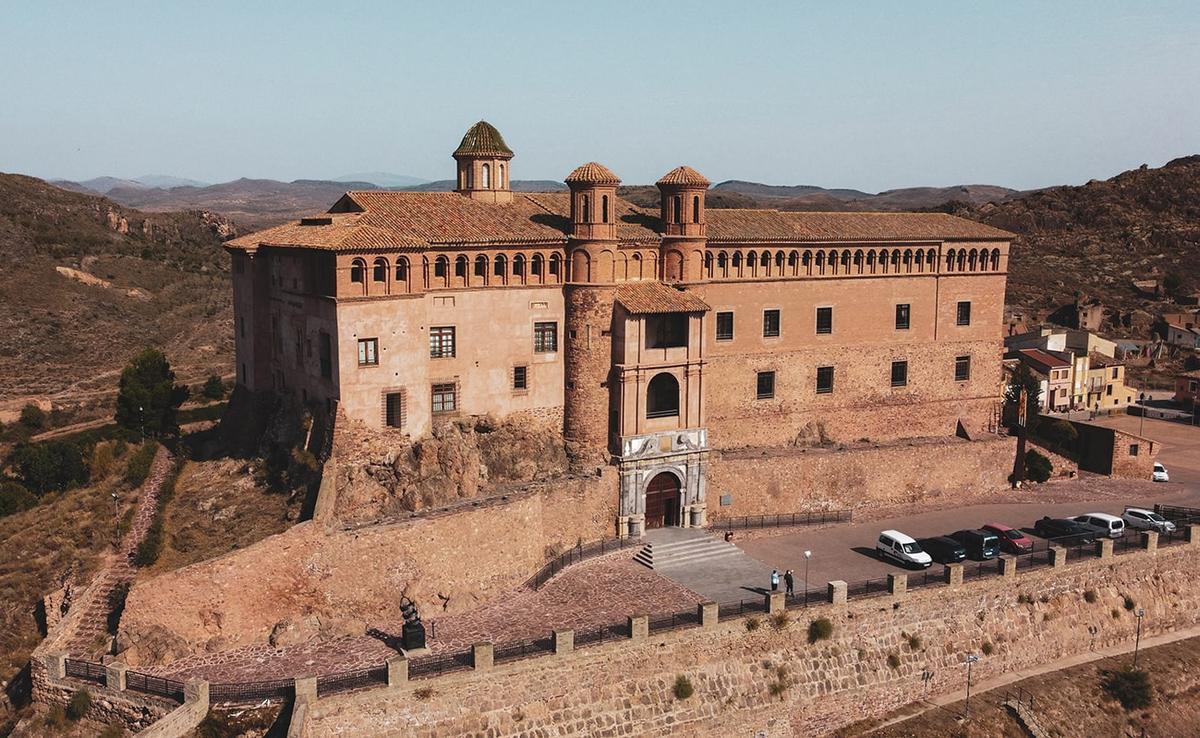 Castillo palacio del Papa Luna en Illueca.