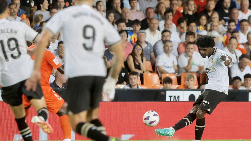 Sigue en directo el Valencia CF – Cádiz