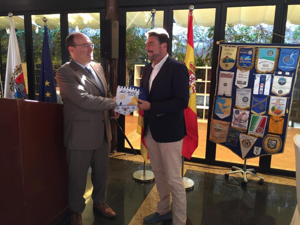 Primera reunión del nuevo ejercicio del Rotary Club Alicante
