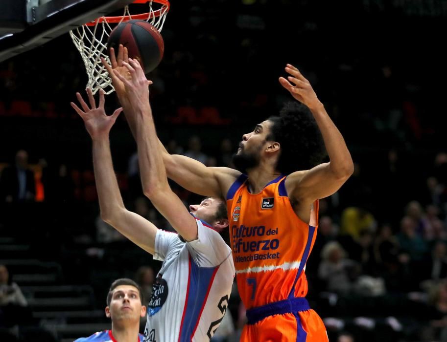 Partido Valencia Basket Monbus Obradoiro