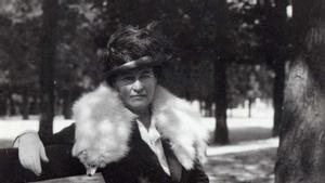 Willa Cather, a París, el 1920. | ARXIU