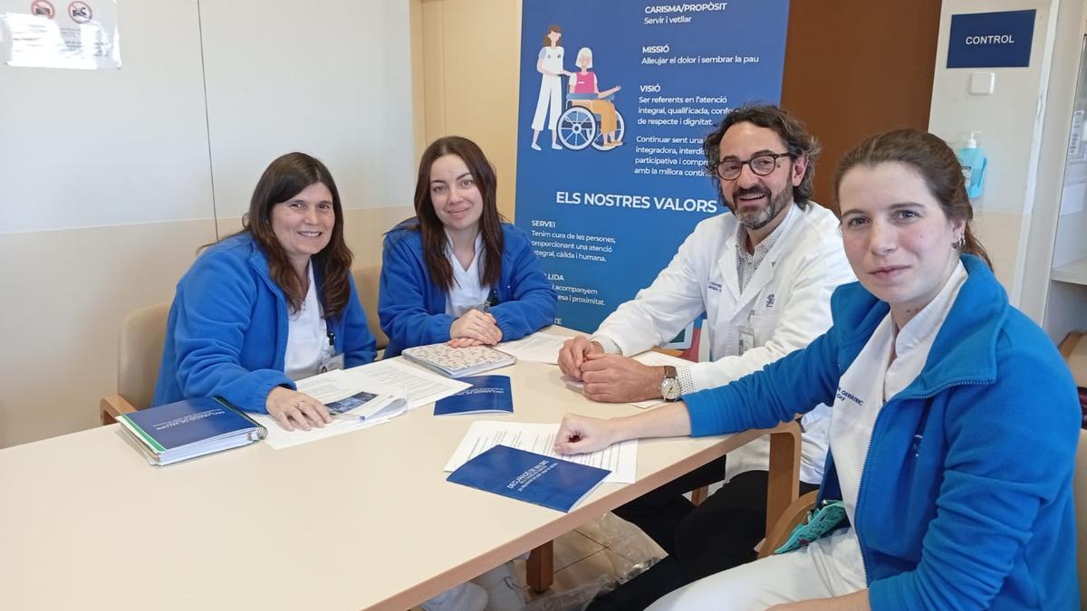El Centre Maria Gay està format per un equip humà multidisciplinari compromès amb els valors de l'Institut de Religioses de Sant Josep de Girona.