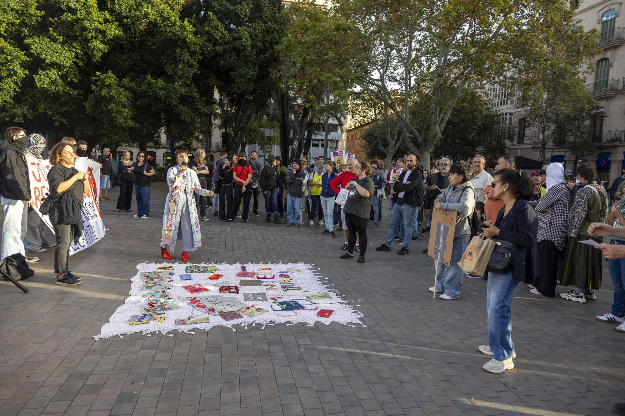 FOTOS | Clamor por una Mallorca «libre de racismo, odio ni fronteras»