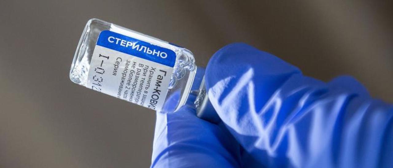 Laboratorio firma un acuerdo para fabricar en Argentina la vacuna rusa Sputnik V