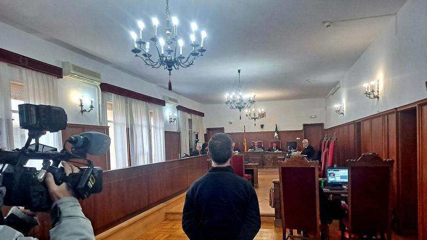 Confirmadas las penas de 30 y 19 años de cárcel para el matrimonio que agredió sexualmente a sus dos hijas menores en Badajoz