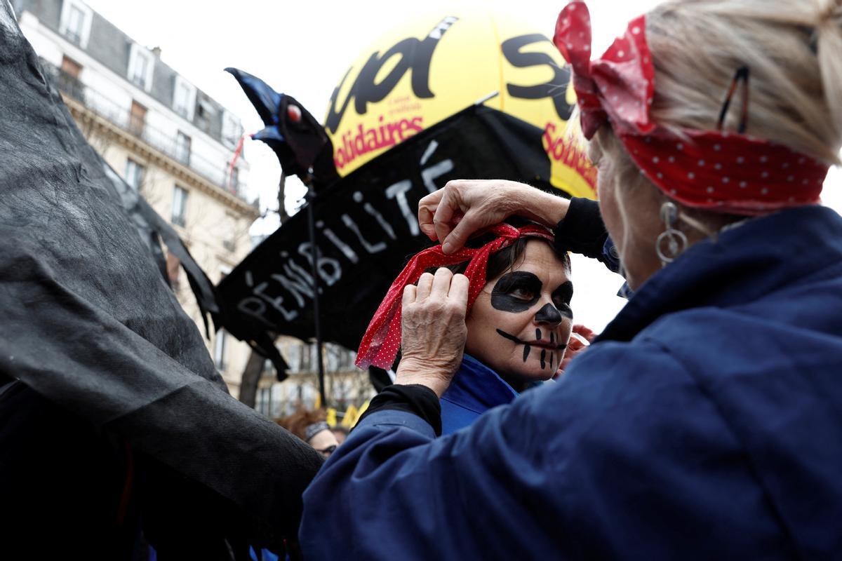 Segundo día de huelgas y manifestaciones en Francia