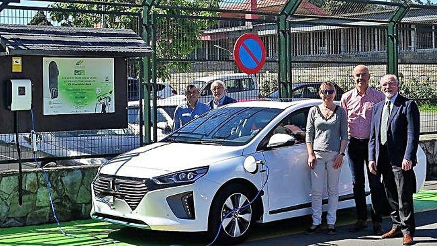 Recarga gratis de coches eléctricos, en la Laboral