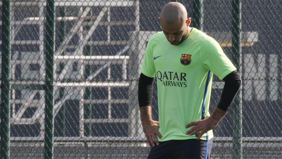 Mascherano no llega al Calderón