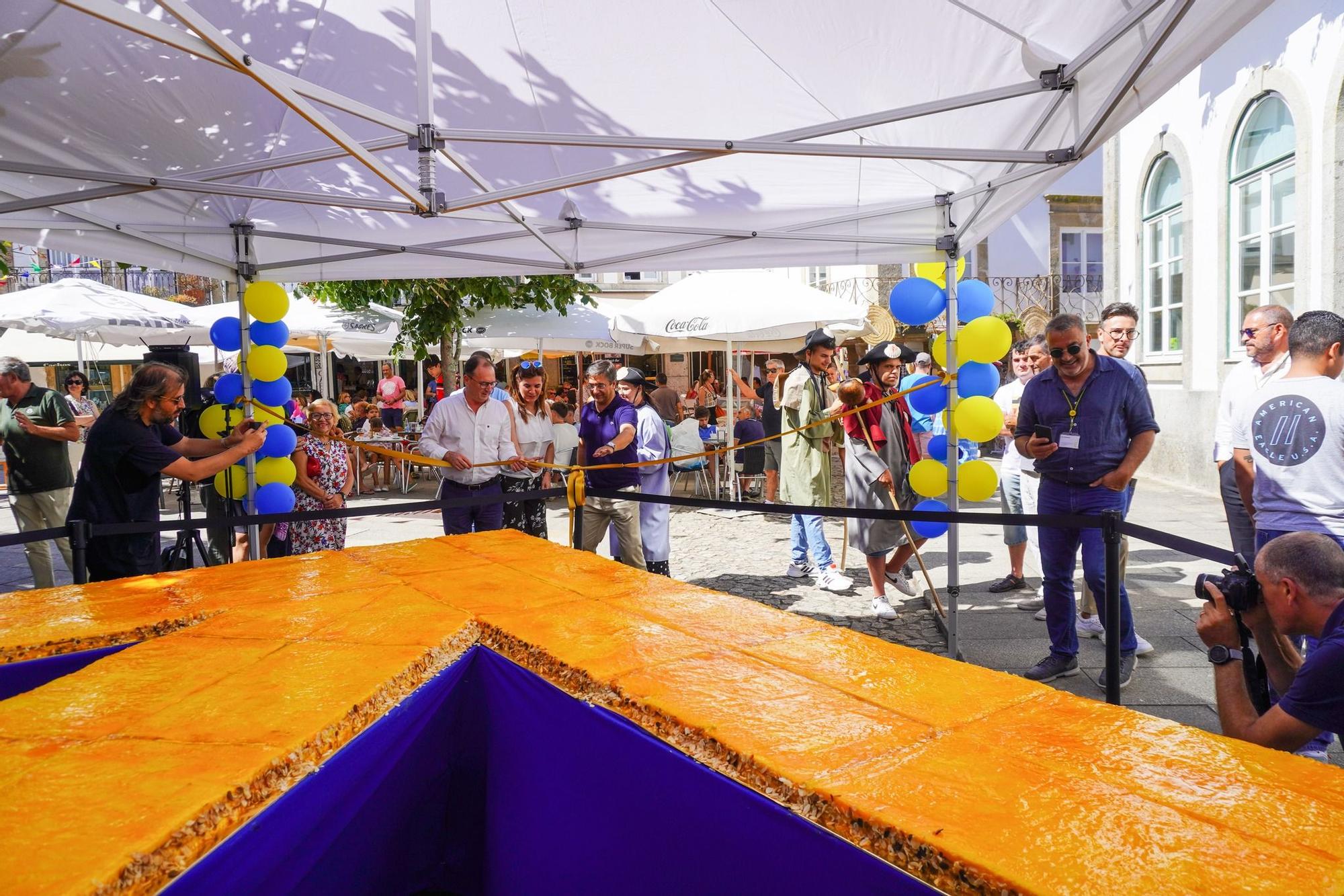 Valença crea la flecha más grande (y dulce) del Camino de Santiago