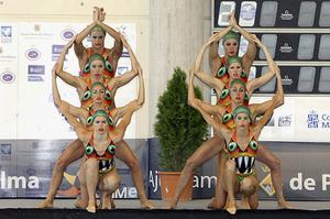 Les integrants de la selecció espanyola de natació sincronitzada durant el torneig Infantes d’Espanya, a Palma.