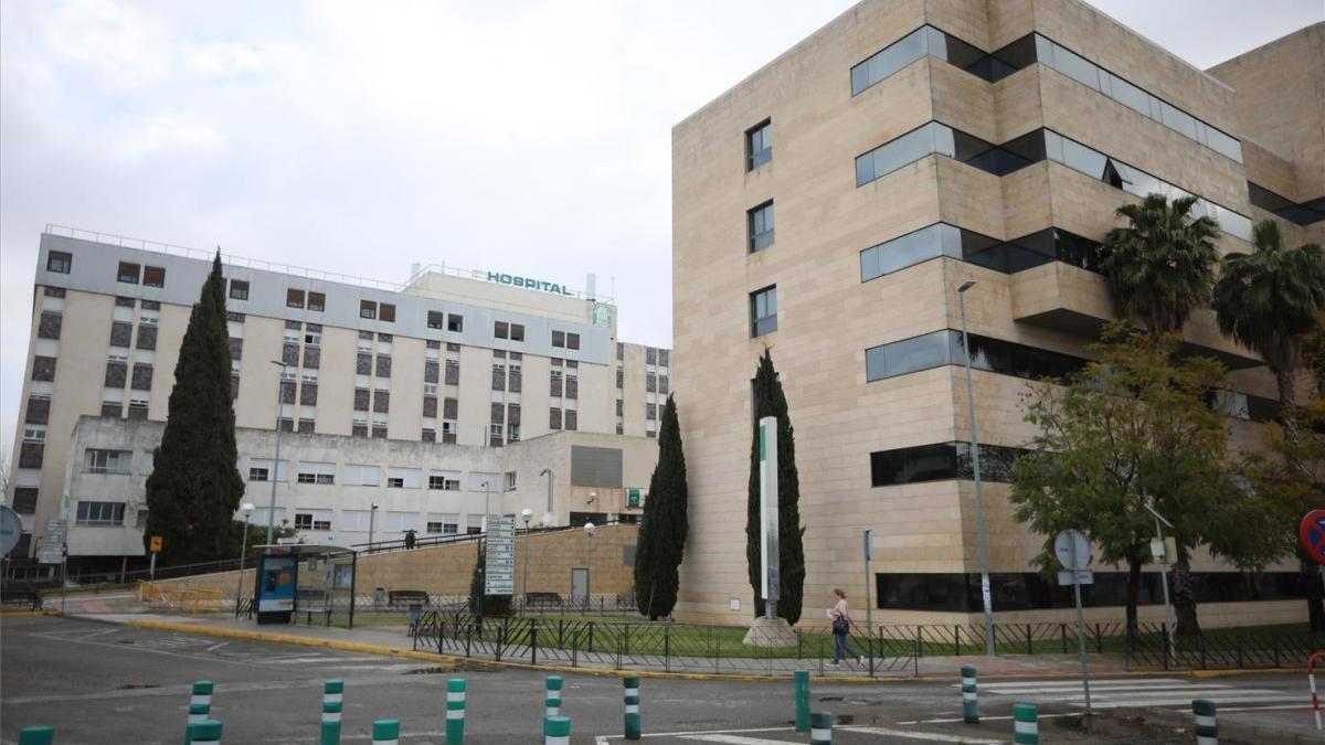 Fachada del hospital Reina Sofía de Córdoba.