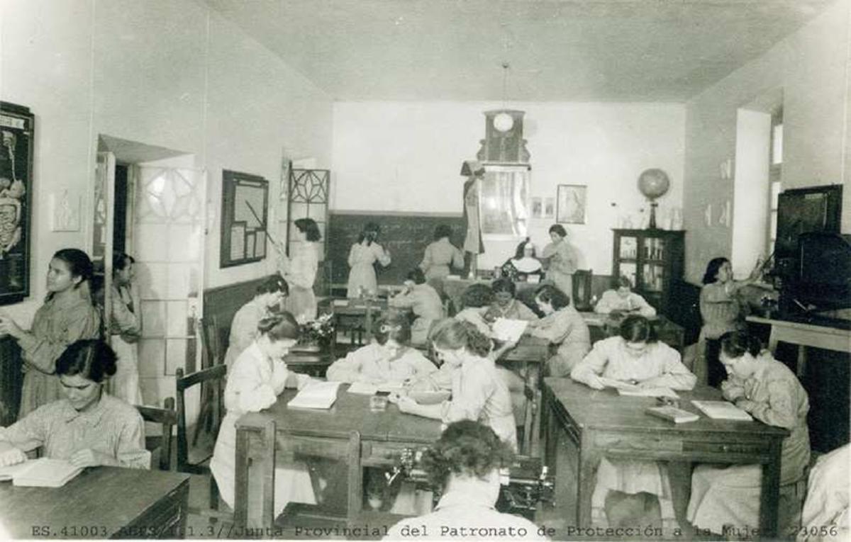 Un taller del Patronato de Protección a la Mujer