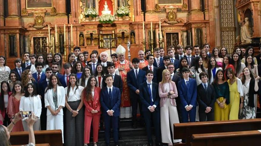 Confirmación de alumnos de La Salle en la Catedral