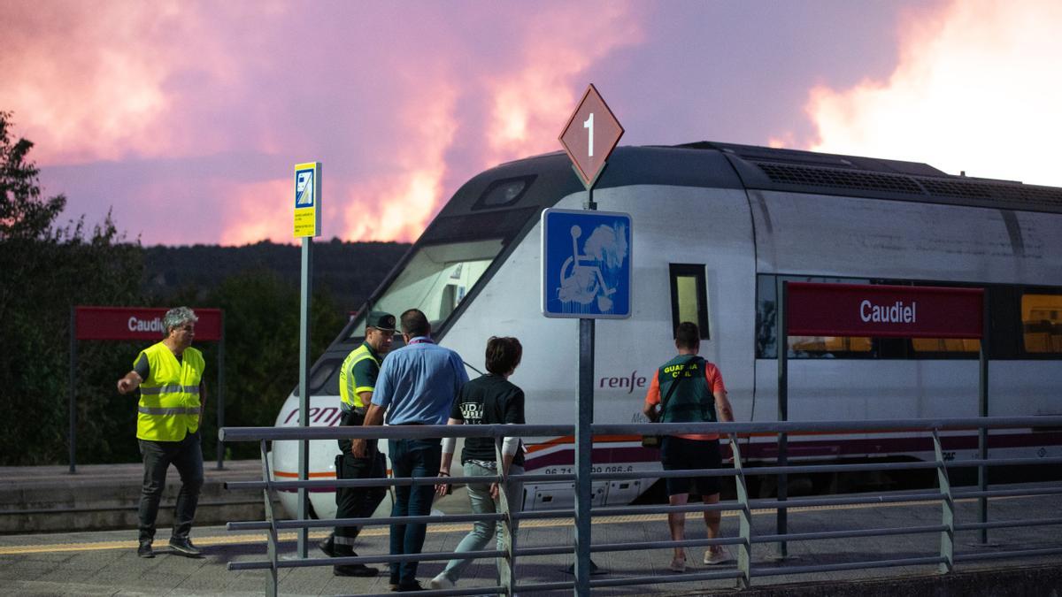El tren que se vió afectado por el incendio de Bejís el pasado mes de agosto.