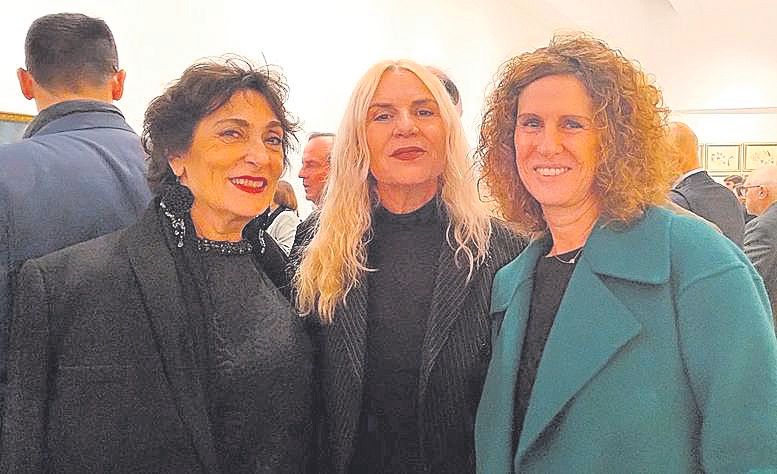 Neus Cortés, Susy Gómez y Eva Mulet.