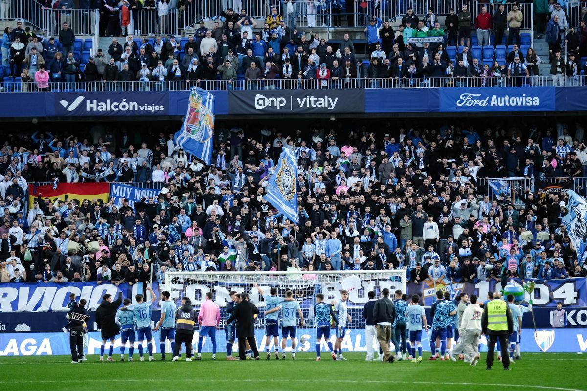 El Málaga CF vive en una comunión absoluta con La Rosaleda.
