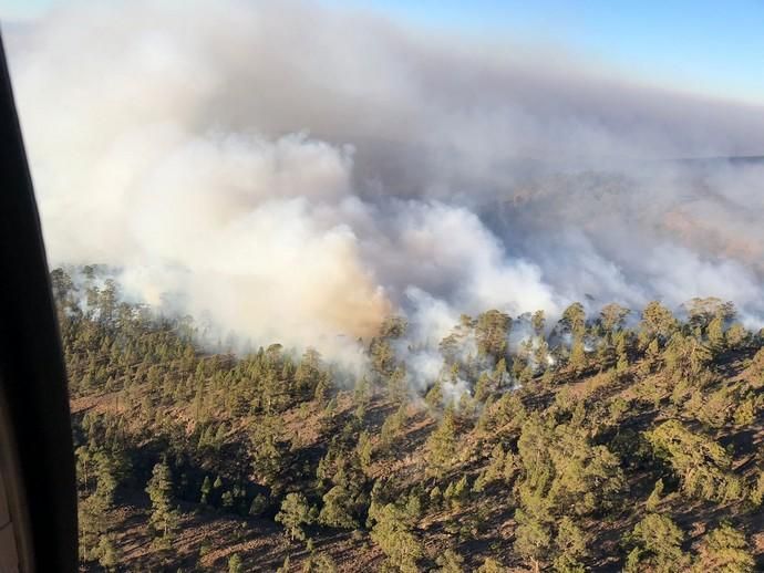 Segunda jornada del incendio de Granadilla de Abona (10.04.02018)