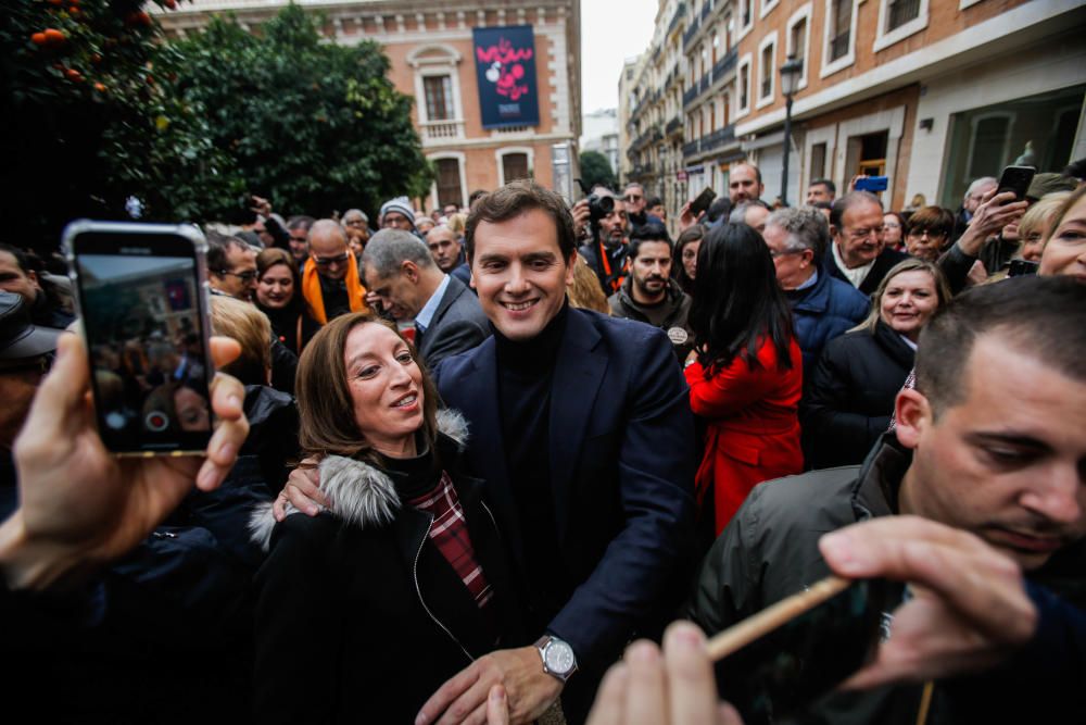 Acto de Ciudadanos en la plaza del Patriarca