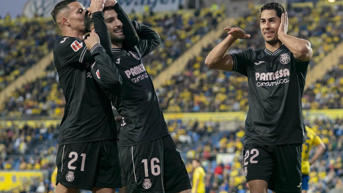 Pino, Baena y Ayoze, en Gran Canaria.