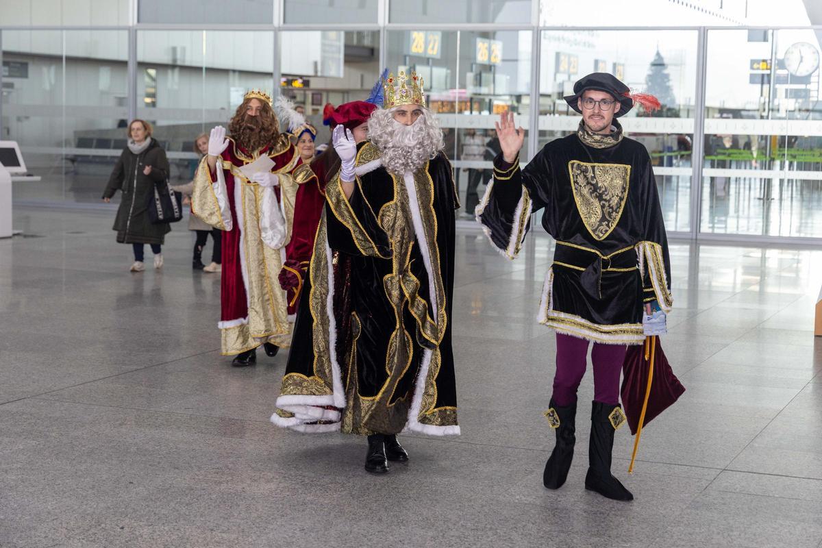 Los Reyes Magos aterrizan en Santiago