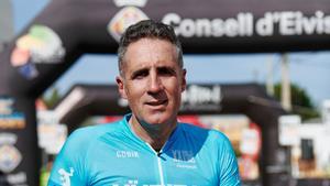 El pentacampeón del Tour de Francia Miguel Indurain tras participar en la segunda etapa de la XX Vuelta Cicloturista a Ibiza.