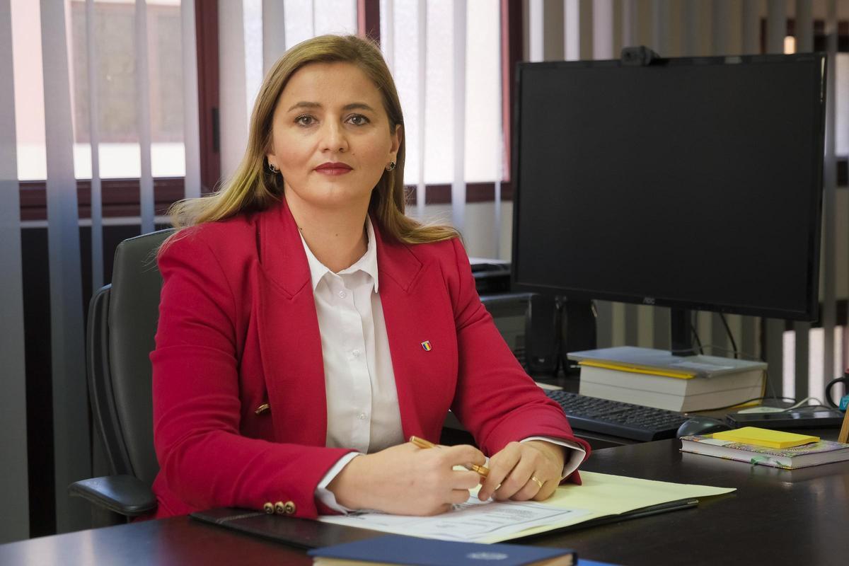 Alina Elena Ramaru.