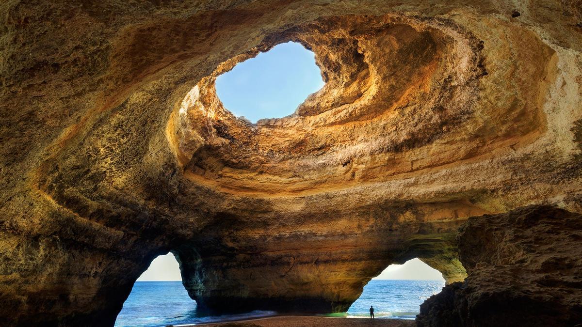 Beautifull cave in Benagil, Algarve, Portugal