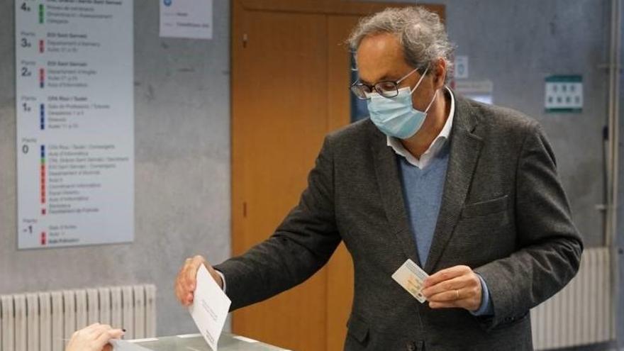 Quim Torra vota en las pasadas elecciones catalanas del 14F.