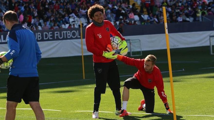 Ochoa es ahora el portero titular.