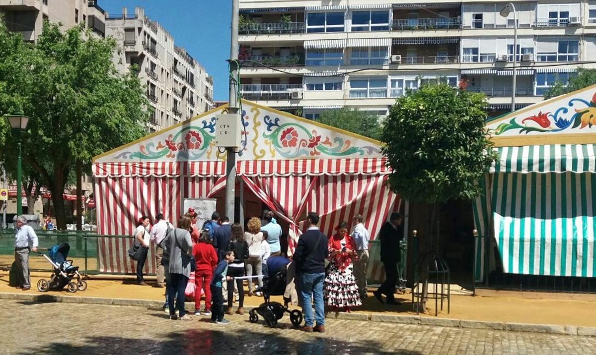 Caseta de los niños perdidos en laFeria de Sevilla