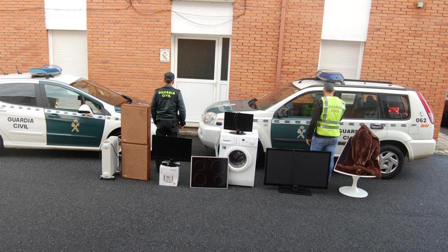Dos vecinos de Vilagarcía, acusados de una veintena de robos en la provincia de Pontevedra