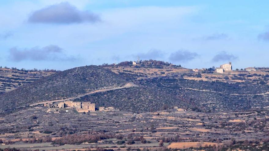 La Serra de Pinós on es vol contruir un parc eòlic