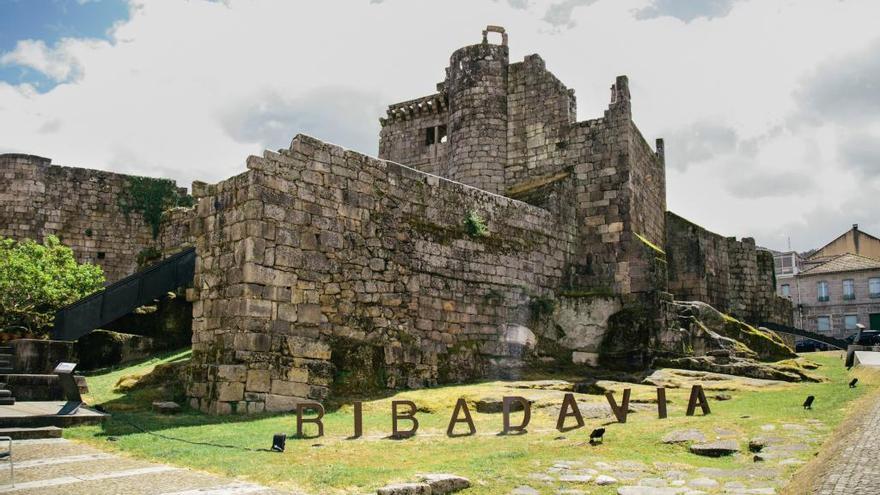 El castillo de los Sarmiento en Ribadavia. // I. Osorio