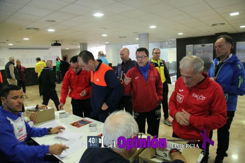 Recogida de dorsales, ambiente y salida de la XXXI Media Maratón Ciudad de Lorca