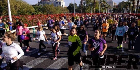 Búscate en la I Marxa contra la Violència de Gèner