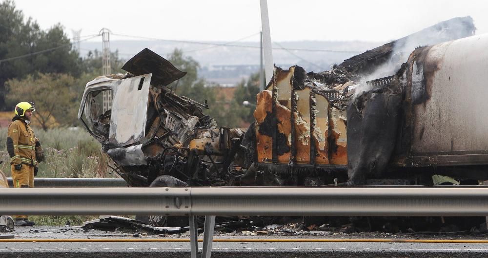 Accidente en la A7: Tres muertos en un choque entr