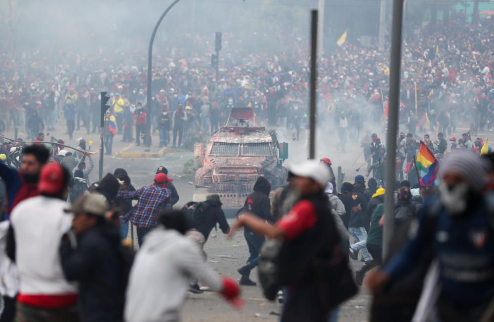 Protestas y disturbios en Ecuador