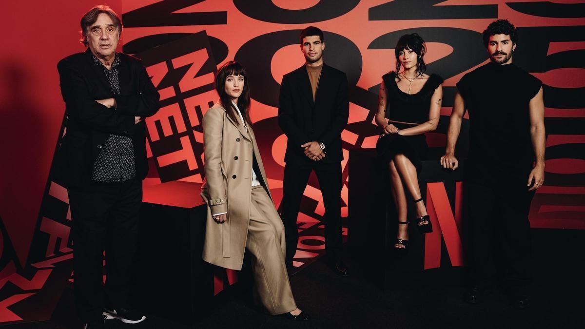 Agustín Díaz Yanes, Susana Abaitua, Carlos Alcaraz, Aitana y José Condessa en la presentación de Netflix en Madrid.