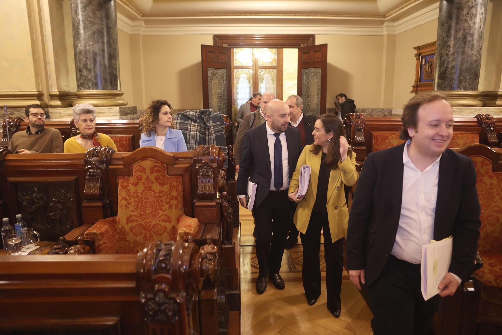 Los presupuestos de A Coruña para 2025 pasan por el pleno municipal