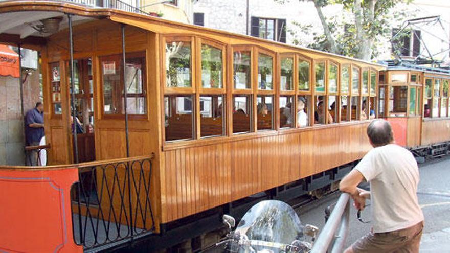 El emblemático tranvía de Sóller celebra 100 años de vida con un amplio y diverso programa de actos.