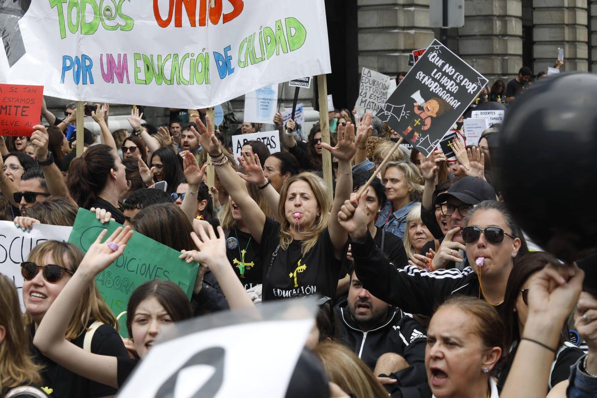 Movilización, el pasado 28 de mayo, frente a la Junta General del Principado.